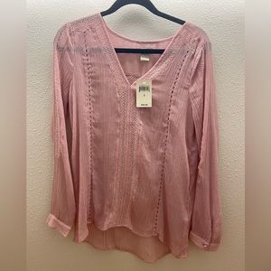 Lucky Brand Long Sleeve Blouse in Pink. Size Small.